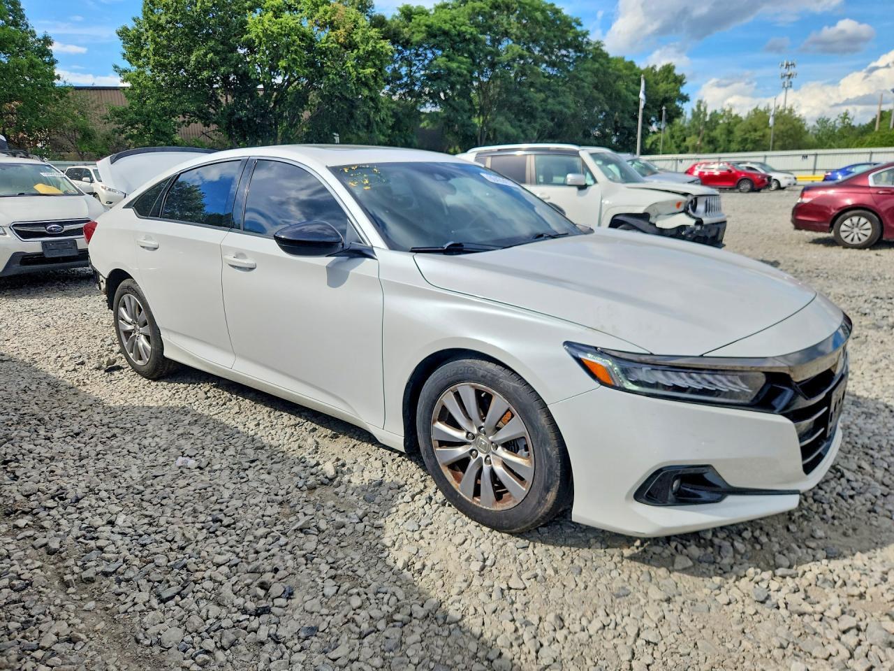 2022 Honda Accord Sport - Image 4