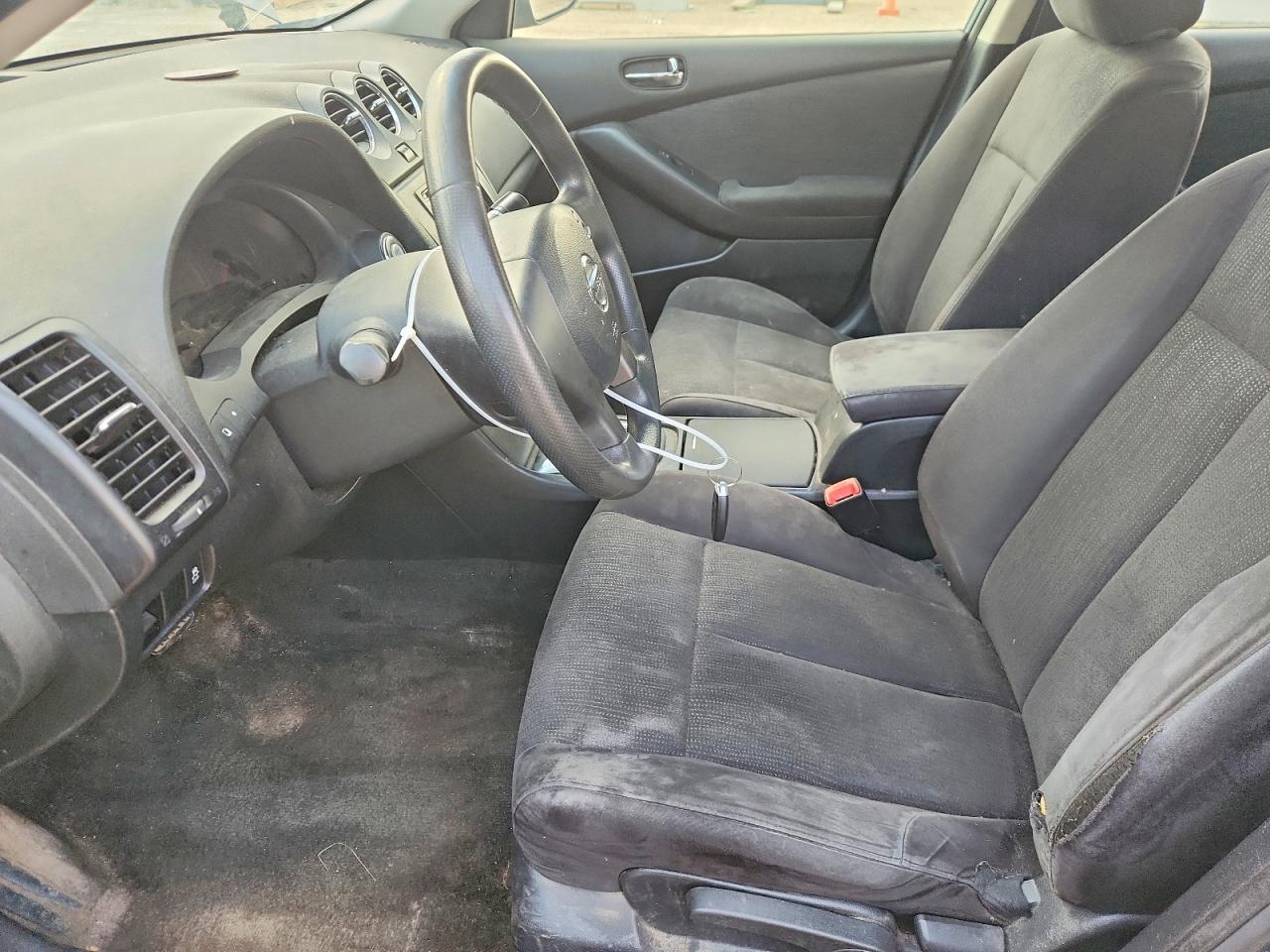 2012 Nissan Altima 2.5 - Image 7