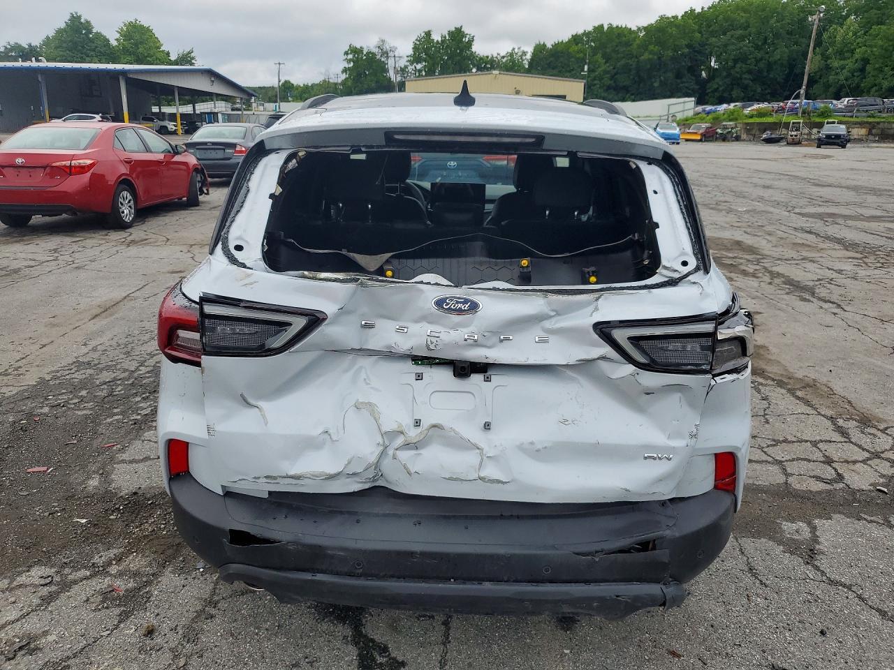 2026 Ford Escape St Line - Фото 6