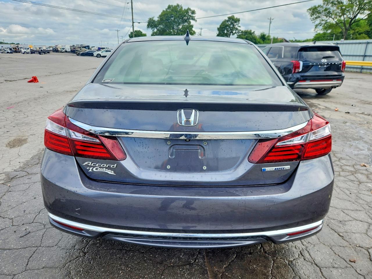 2017 Honda Accord Hybrid Exl - Image 6