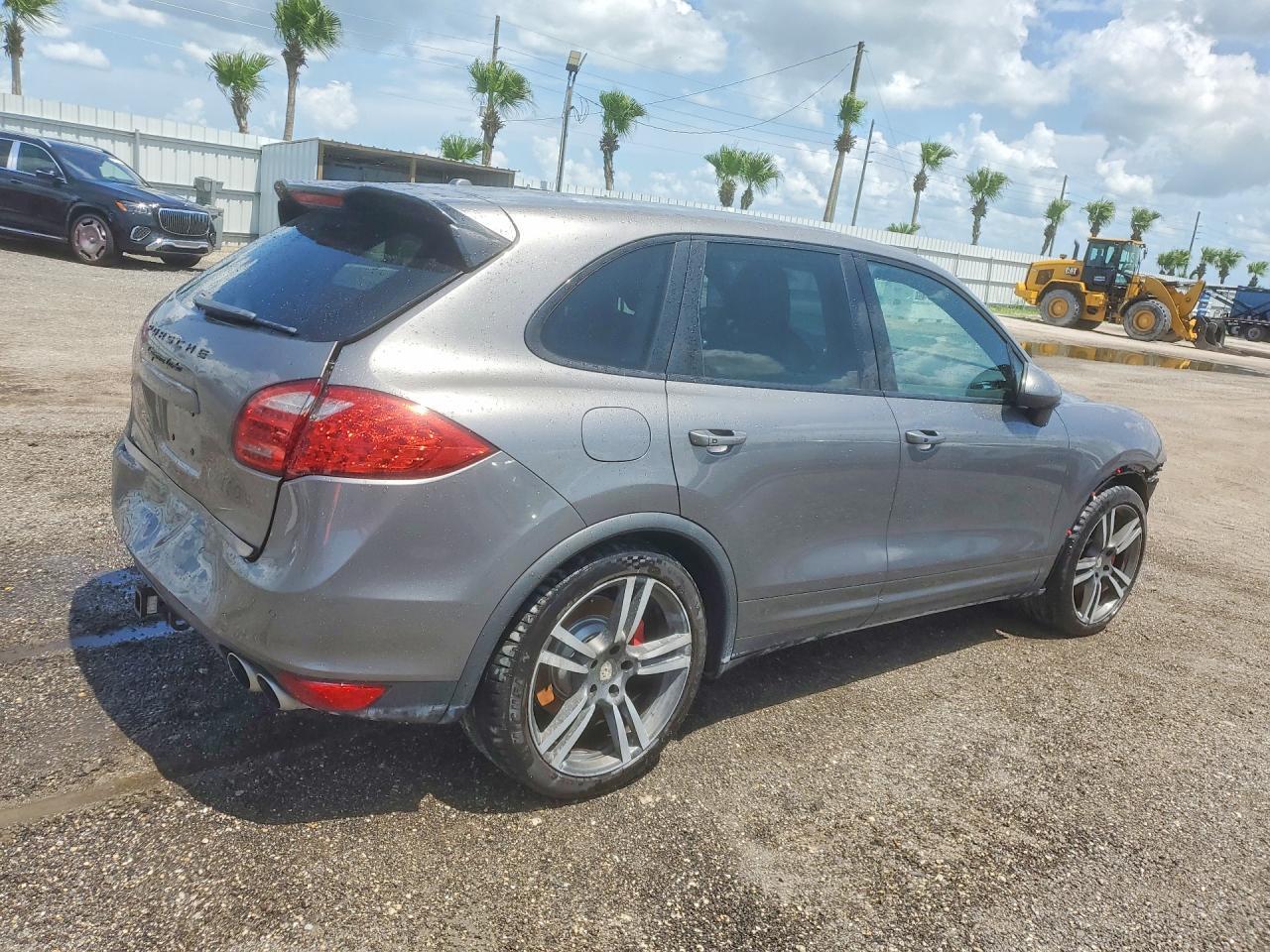 2011 Porsche Cayenne Turbo - Фото 3