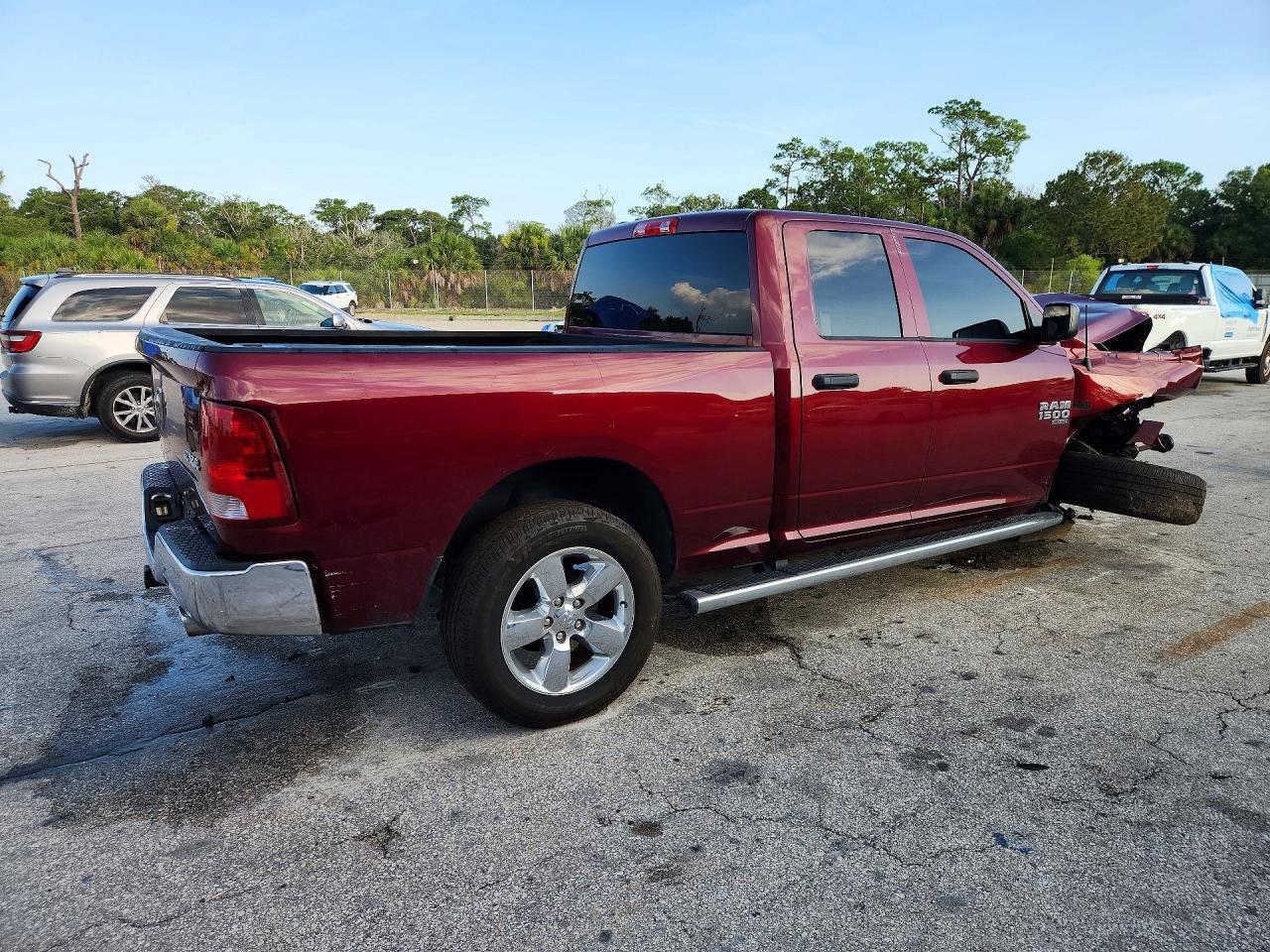 2019 Ram 1500 Classic Tradesman - Фото 3