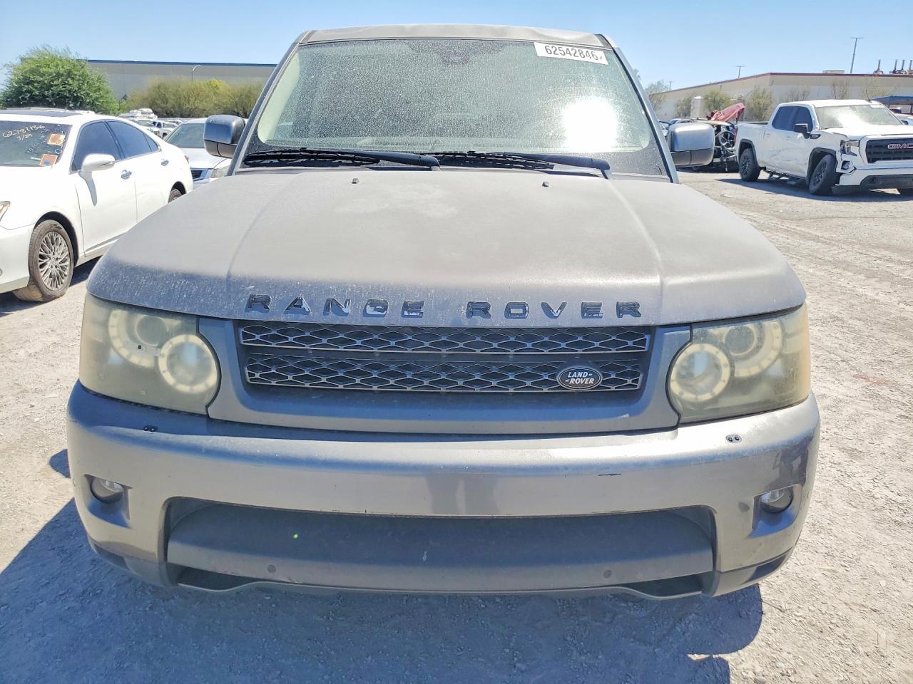 2010 Land Rover Range Rover Sport Lux - Image 5