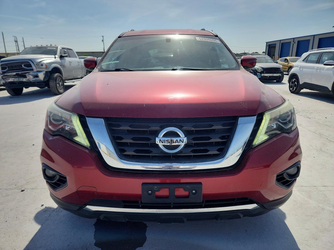 2017 Nissan Pathfinder Sv - Фото 5