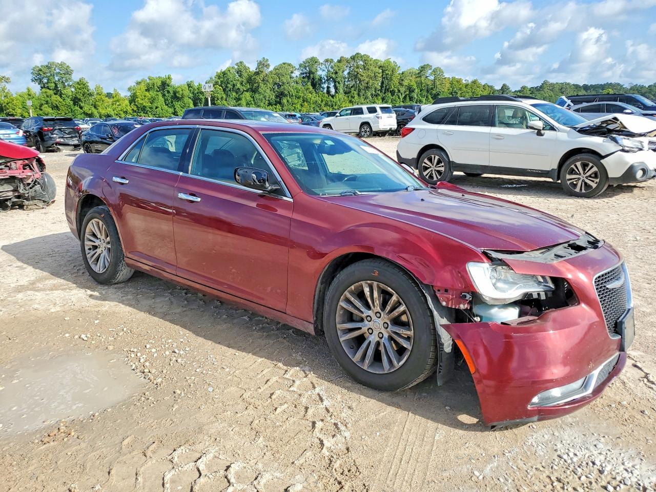 2016 Chrysler 300C - Фото 4
