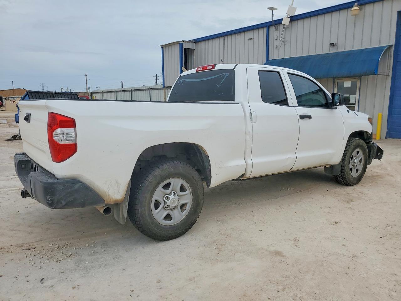 2018 Toyota Tundra Sr - Image 3