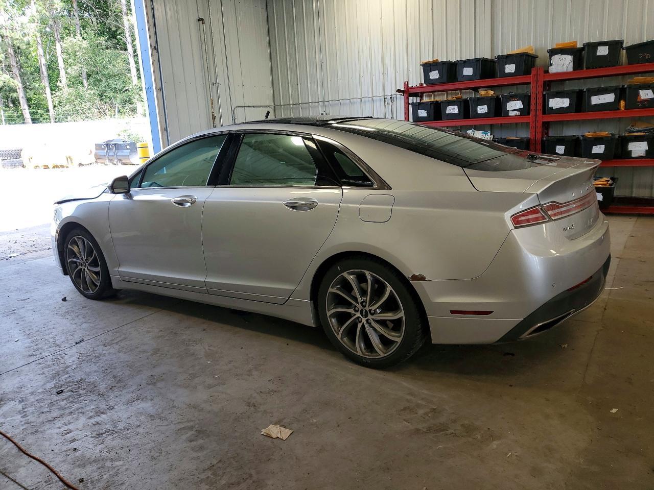 2017 Lincoln Mkz Reserve - Image 2