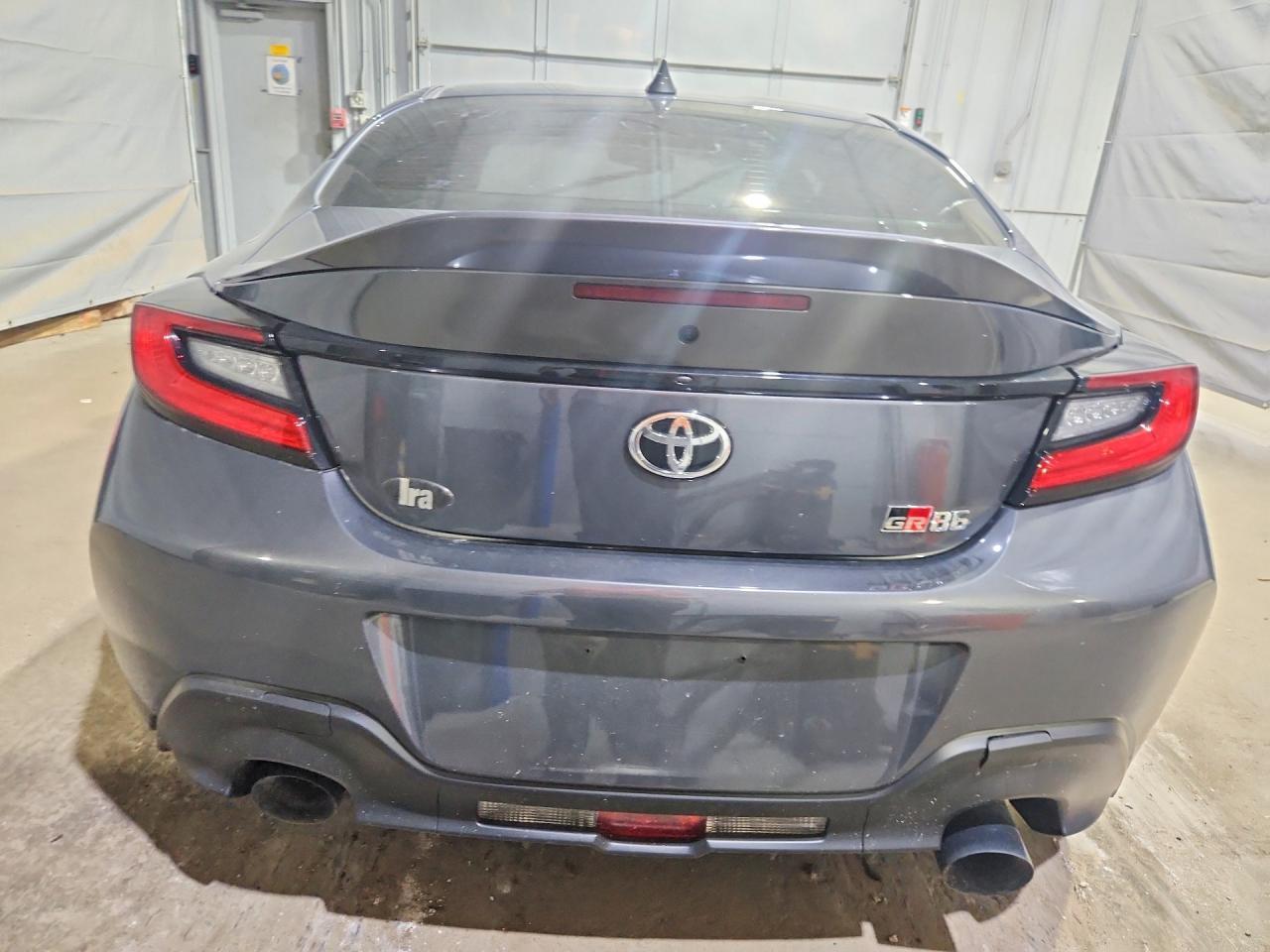 2024 Toyota Gr 86 Premium - Фото 6