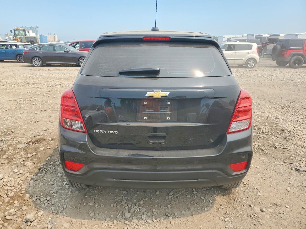 2022 Chevrolet Trax Ls - Image 6