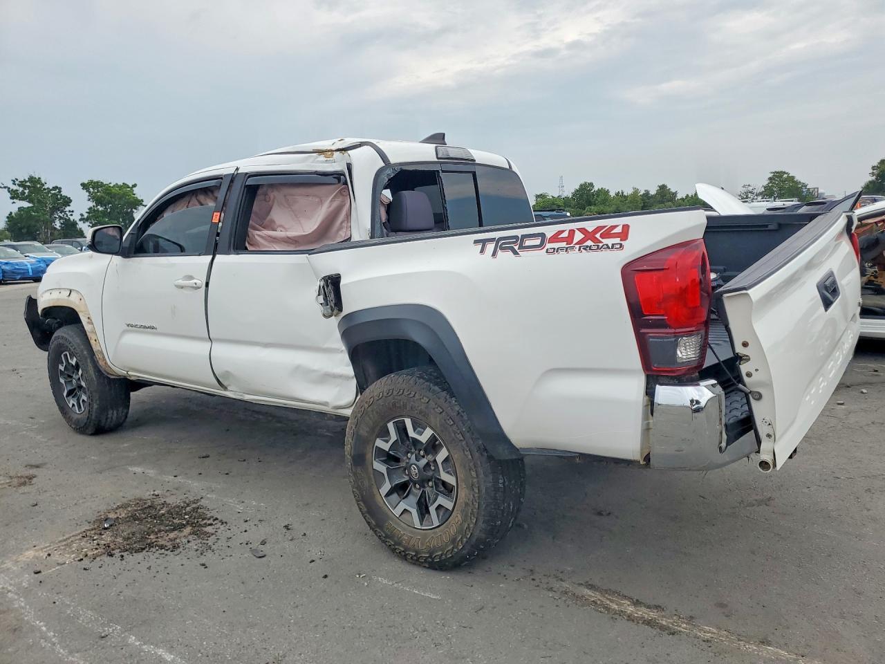 2019 Toyota Tacoma Trd Off-Road - Фото 2