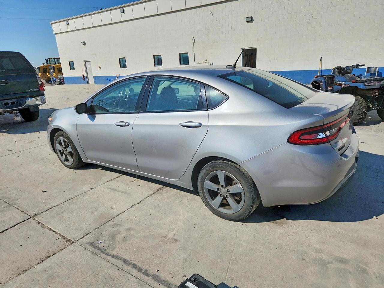 2015 Dodge Dart Sxt - Image 2