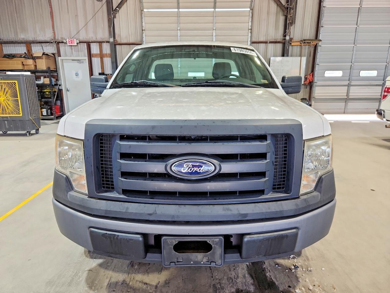 2011 Ford F150 - Фото 5