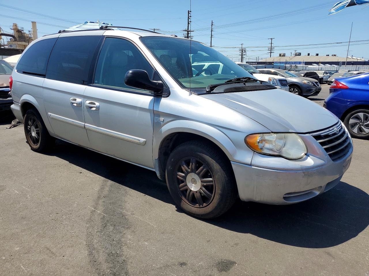 2007 Chrysler Town & Country Touring - Фото 4