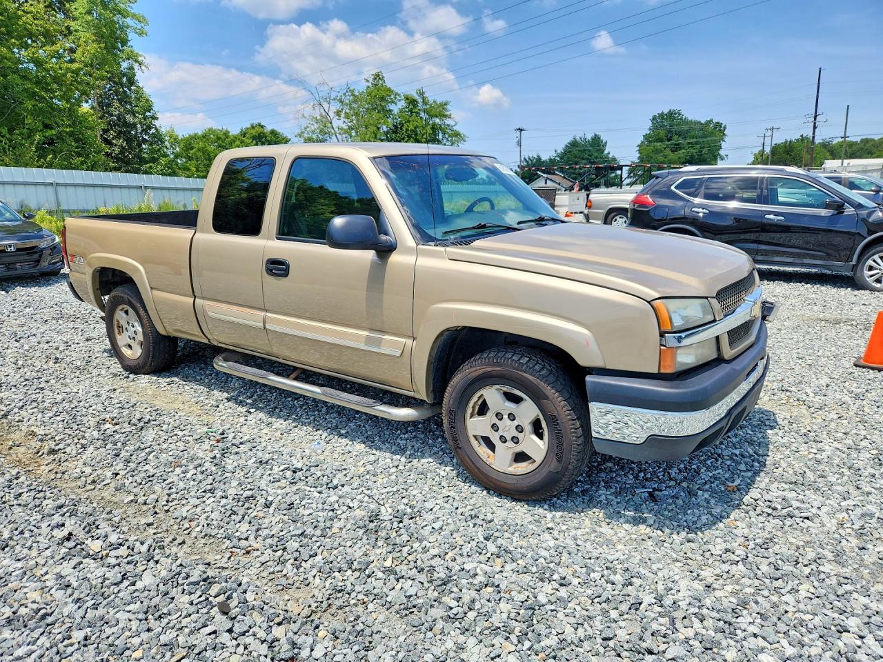 2004 Chevrolet Silverado K1500 - Image 4