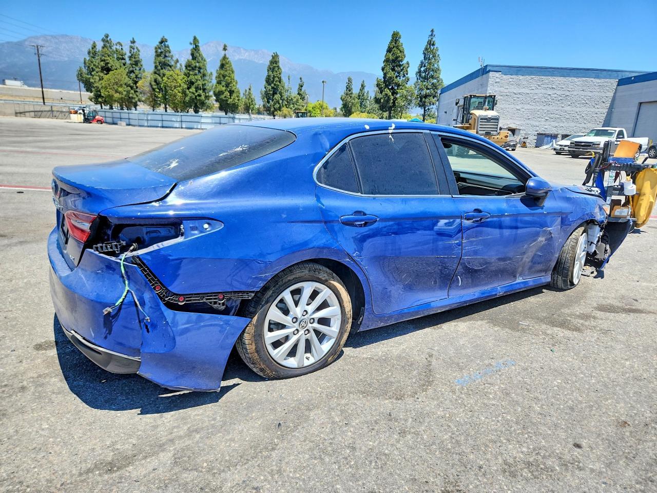 2024 Toyota Camry Le - Image 3