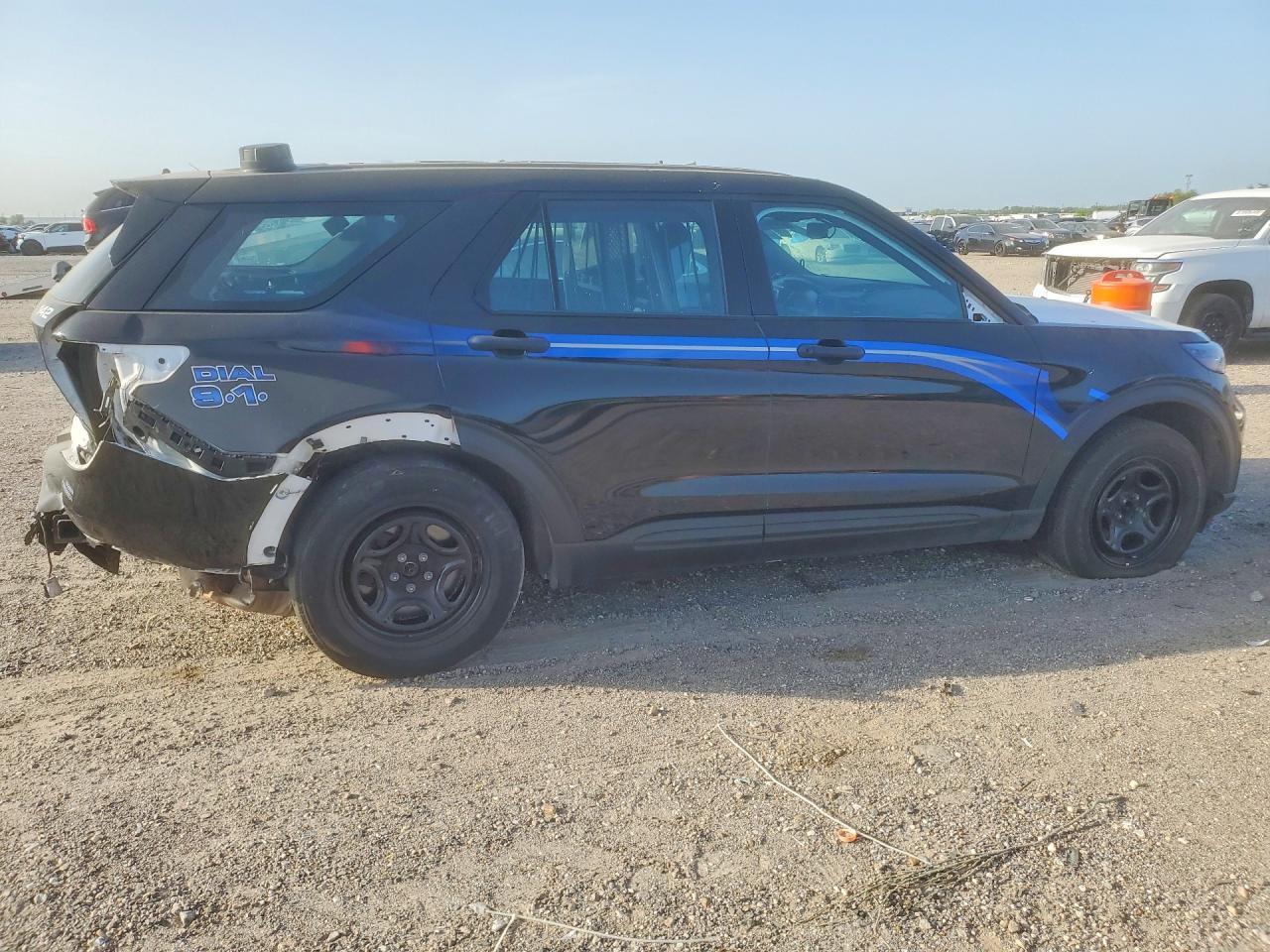 2021 Ford Explorer Police Interceptor - Фото 3