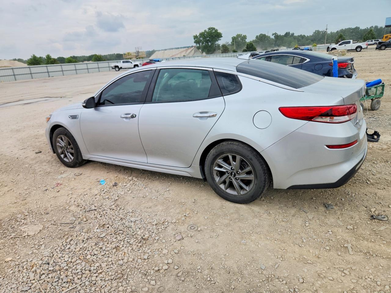 2019 Kia Optima Lx - Фото 2