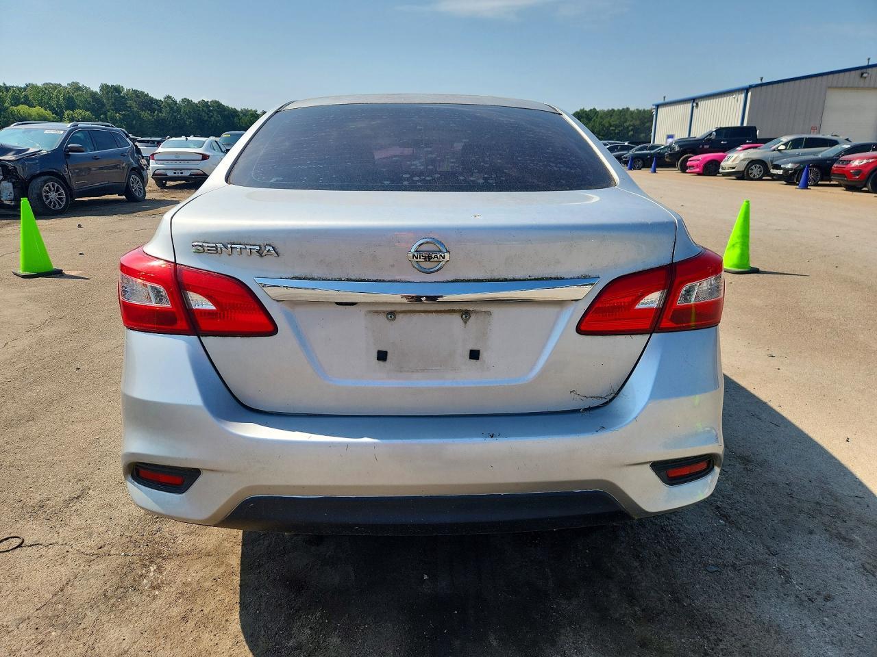 2019 Nissan Sentra S - Image 6