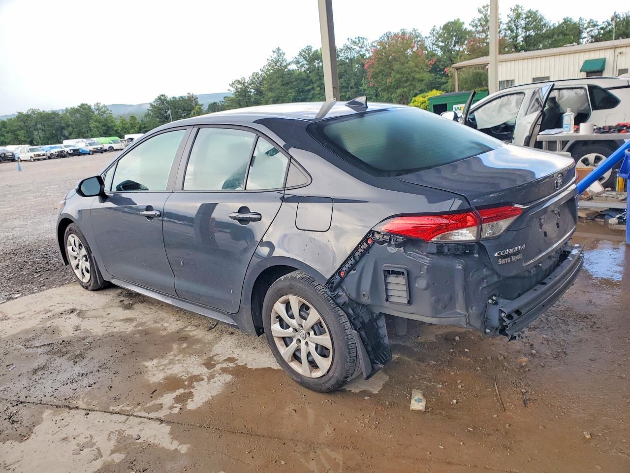 2025 Toyota Corolla Le - Фото 2