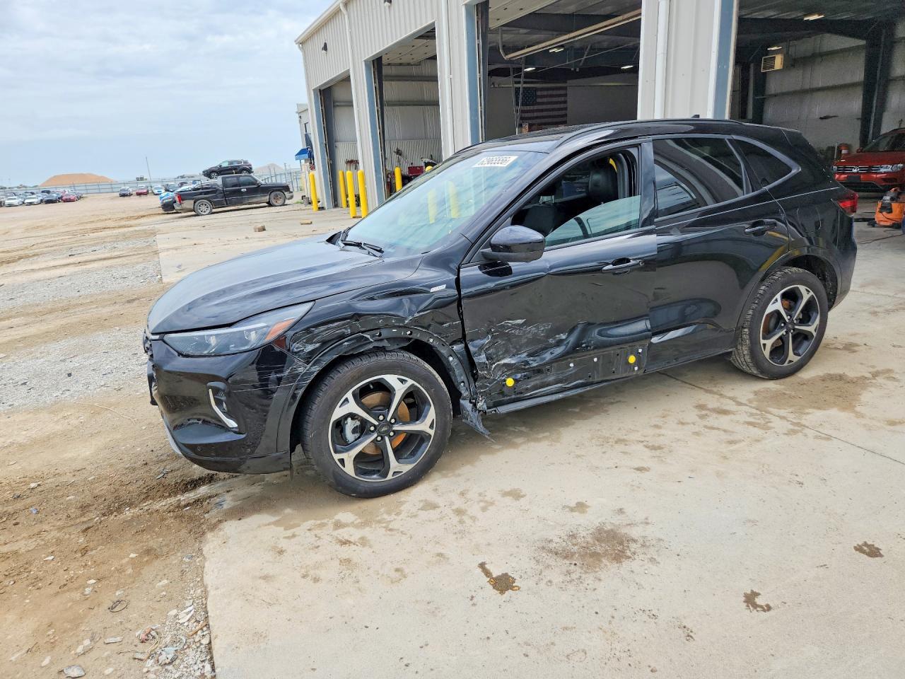 2023 Ford Escape St Line Elite
