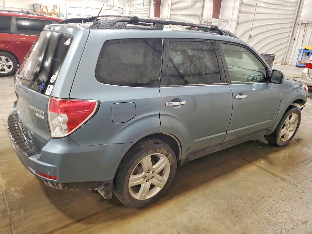 2010 Subaru Forester 2.5X Premium - Image 3