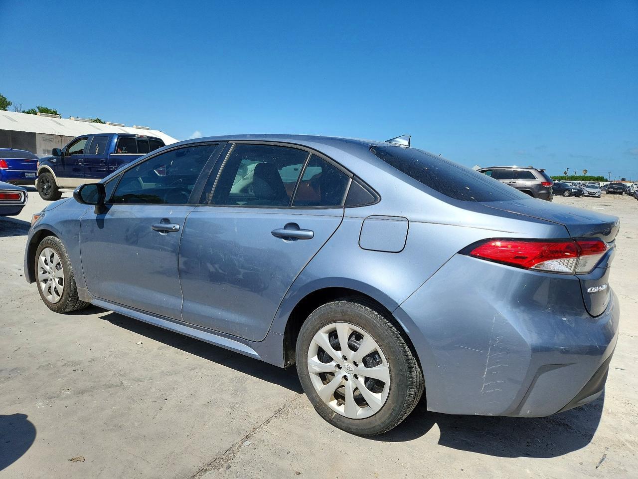 2024 Toyota Corolla Le - Фото 2