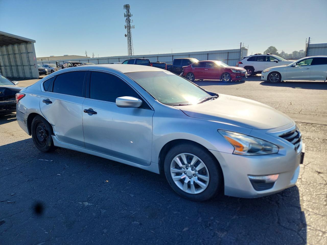 2015 Nissan Altima 2.5 S - Image 4