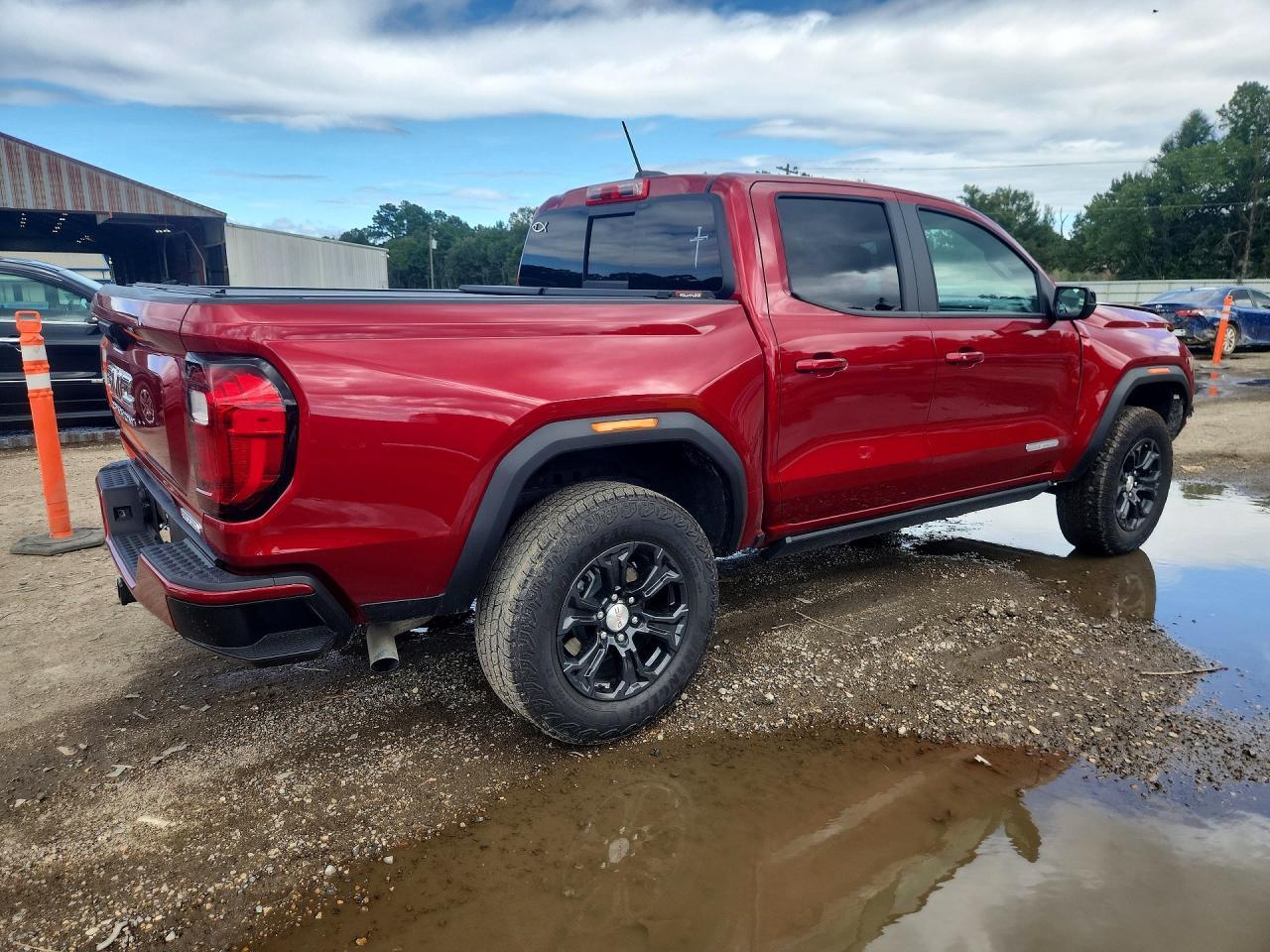 2024 GMC Canyon Elevation - Image 3