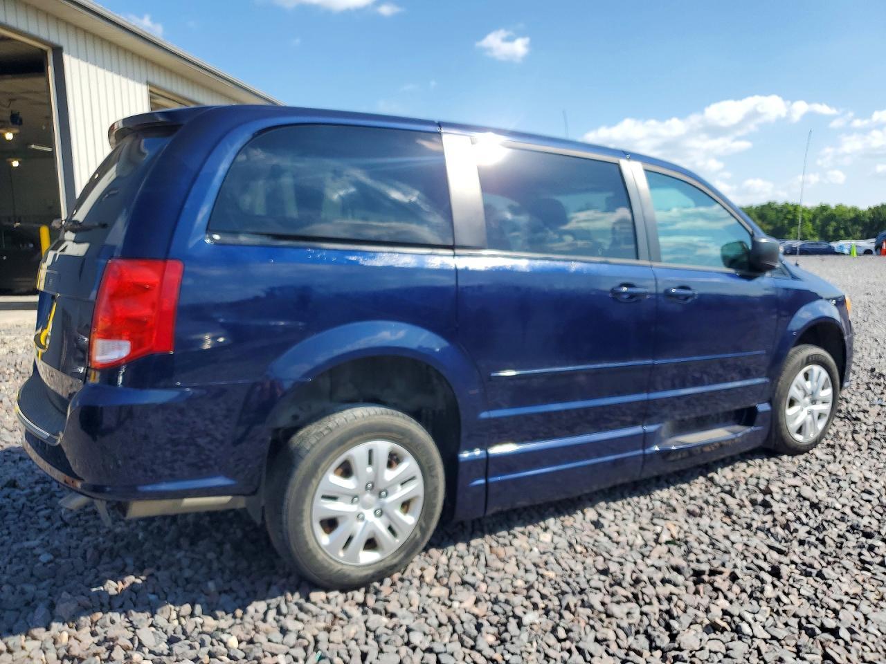2017 Dodge Grand Caravan Se - Фото 3