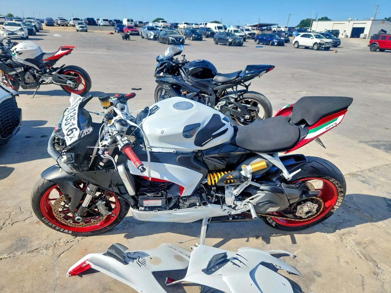 2021 Ducati Panigale V2 - Image 3