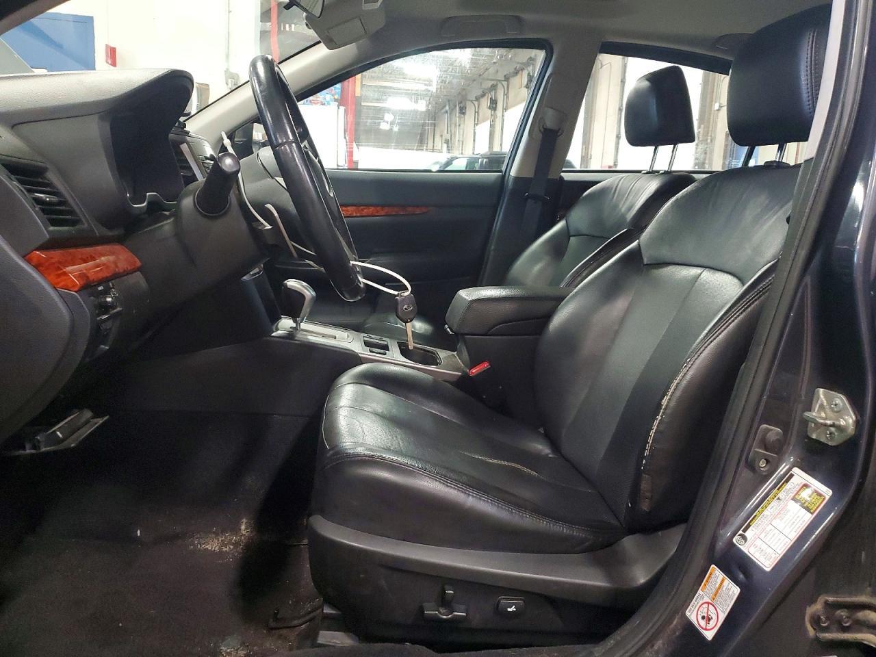 2010 Subaru Legacy 2.5I Limited - Image 7