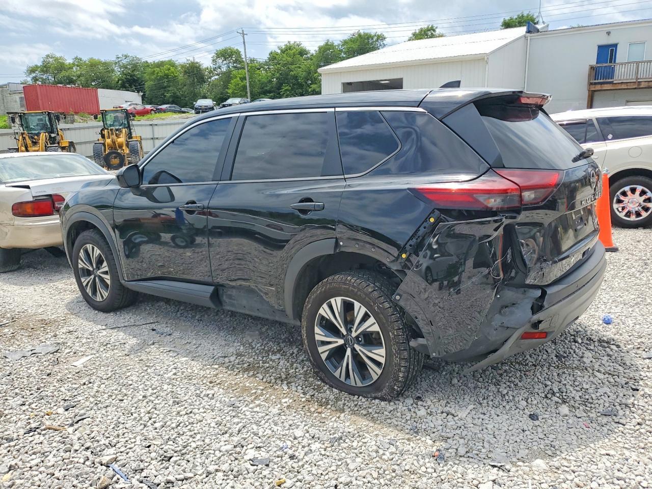 2023 Nissan Rogue Sv - Фото 2