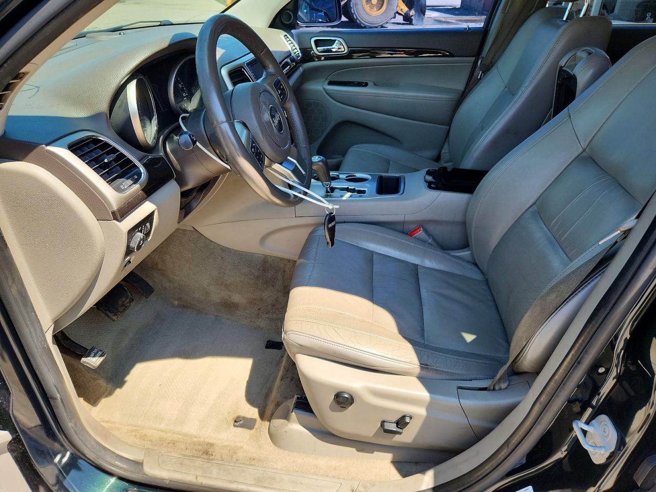 2013 Jeep Grand Cherokee Lared - Image 7