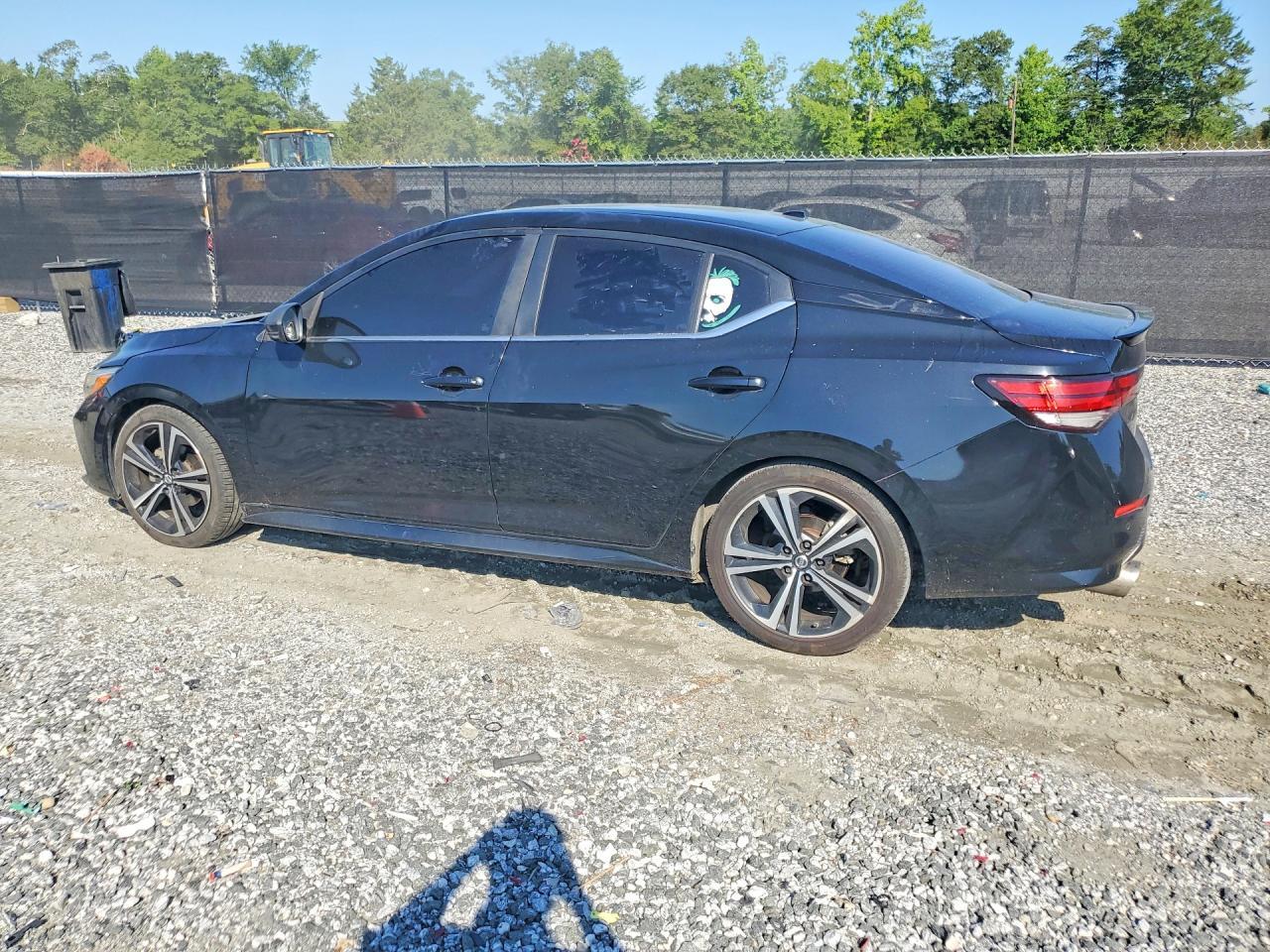 2020 Nissan Sentra Sr - Image 2