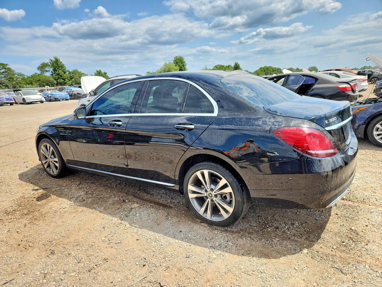 2021 Mercedes-Benz C 300 4Matic - Фото 2