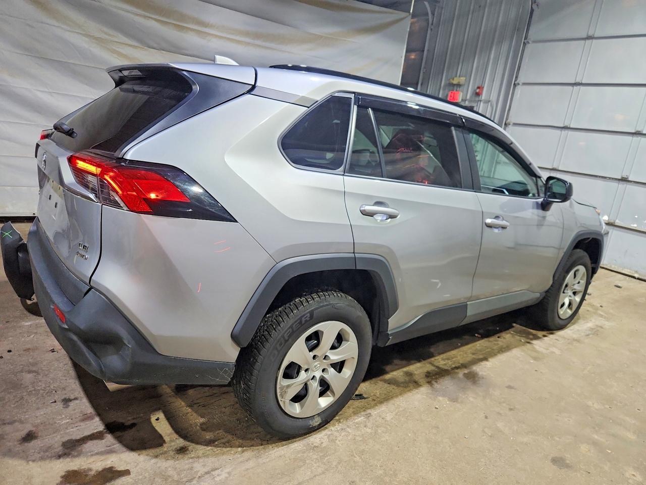 2020 Toyota Rav4 Le - Image 3