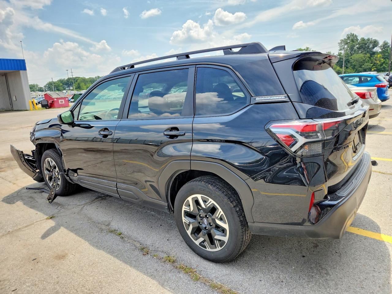 2025 Subaru Forester Premium - Image 2
