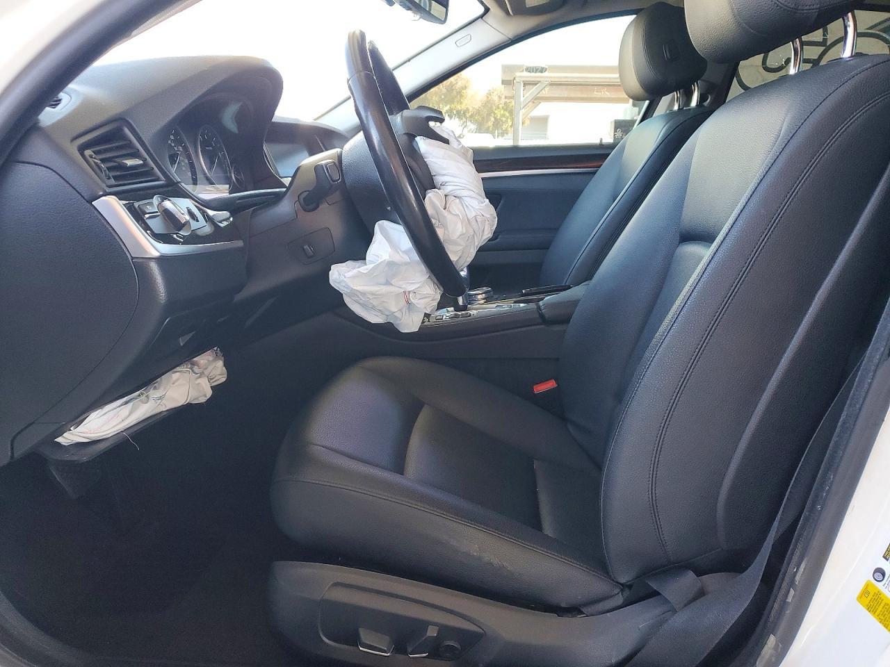 2015 BMW 528 I - Image 7