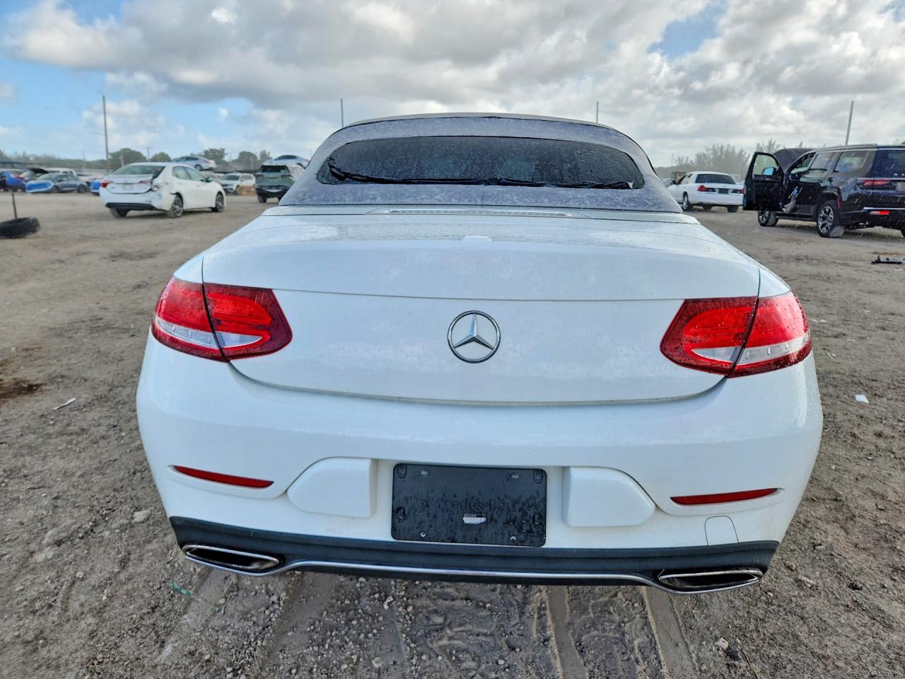 2017 Mercedes-Benz C 300 - Фото 6