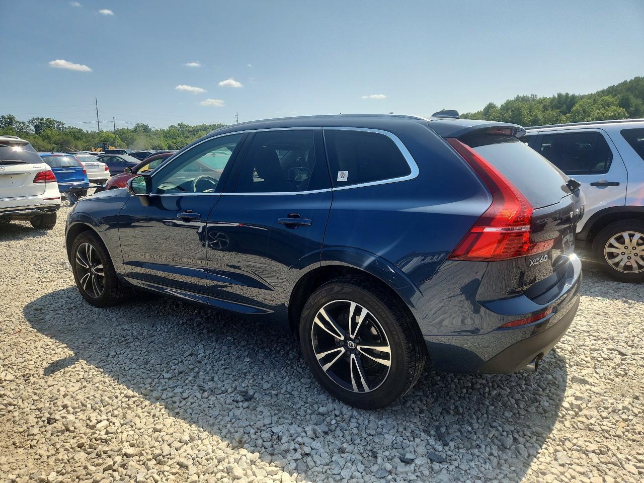 2020 Volvo Xc60 T5 Momentum - Image 2