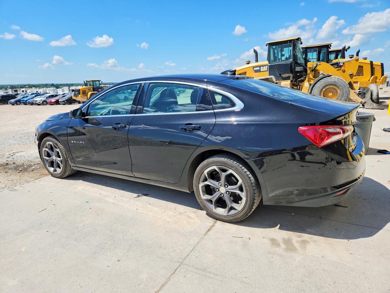 2021 Chevrolet Malibu Lt - Image 2
