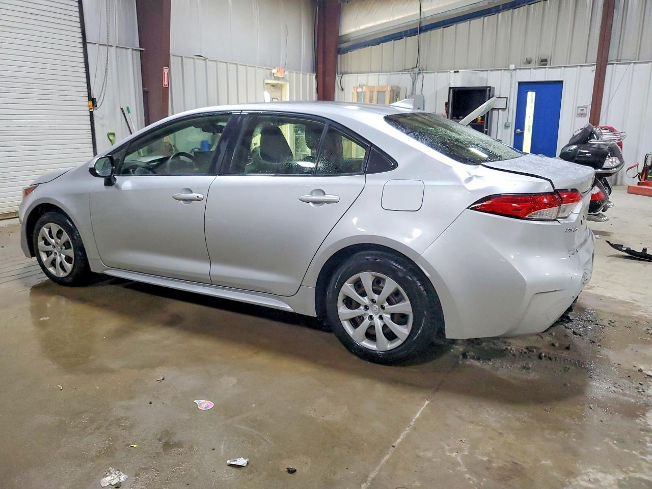 2020 Toyota Corolla Le - Фото 2
