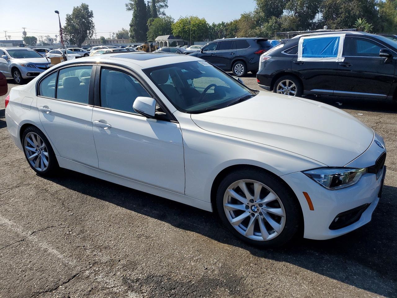 2018 BMW 320 I - Фото 4