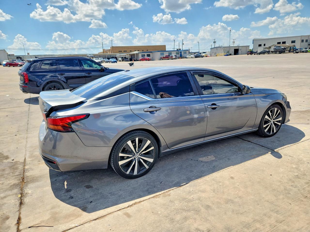 2019 Nissan Altima Sr - Фото 3