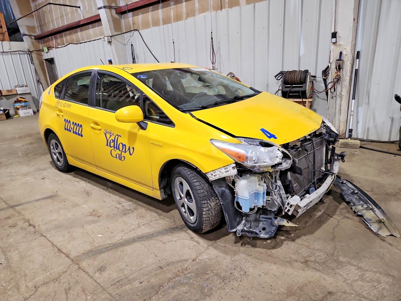 2015 Toyota Prius - Фото 4