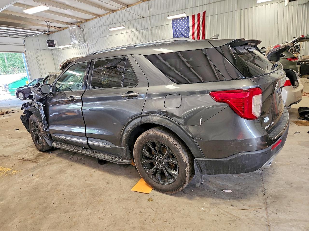 2020 Ford Explorer Limited - Фото 2