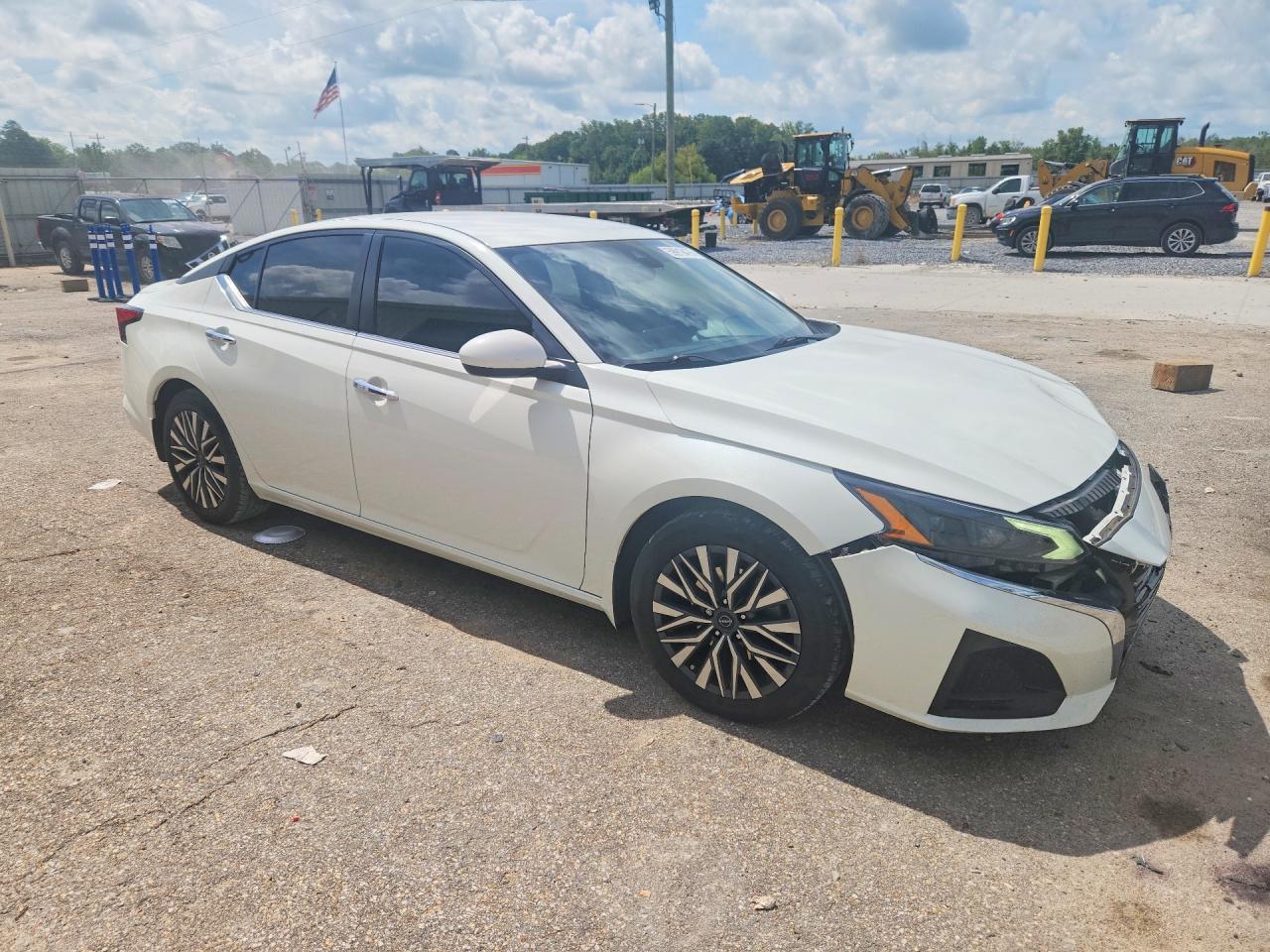 2023 Nissan Altima Sv - Фото 4