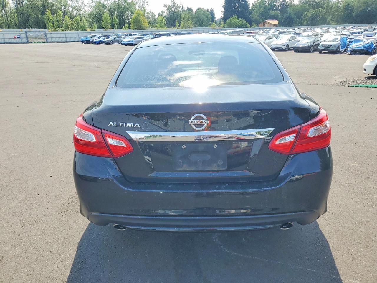 2017 Nissan Altima 2.5 S - Фото 6