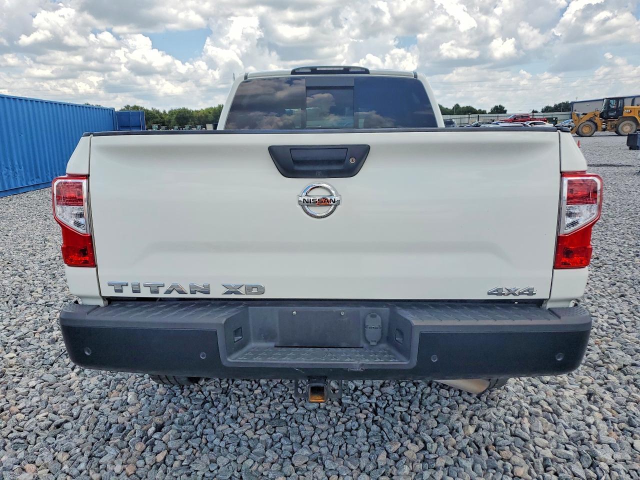 2021 Nissan Titan Xd S - Фото 6
