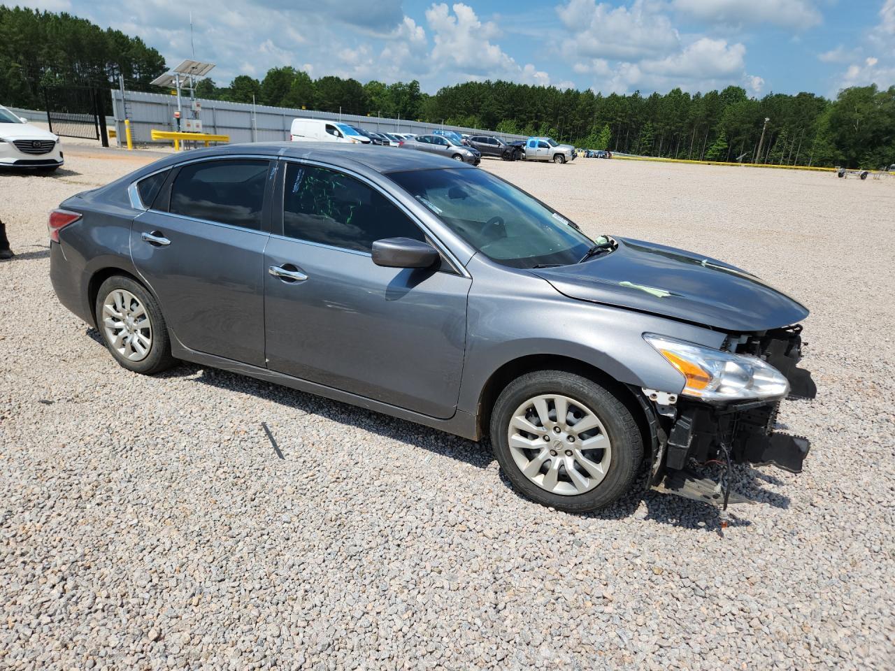 2015 Nissan Altima 2.5 S - Фото 4
